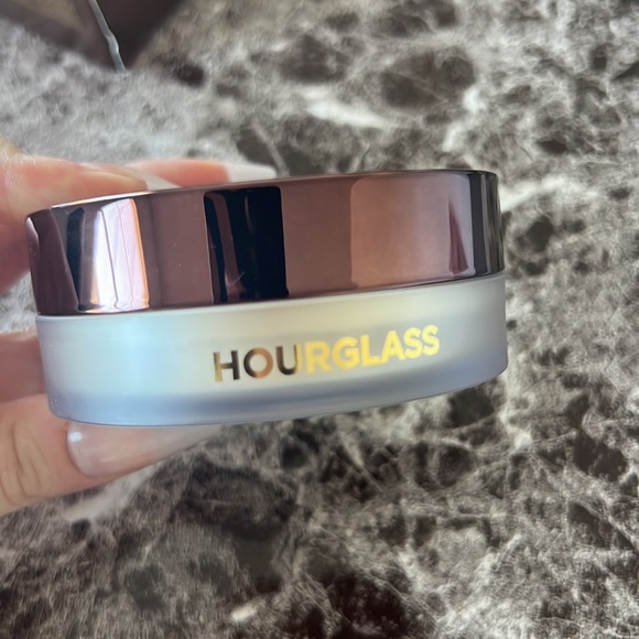 Hourglass veil setting powder - Picture 6 of 8